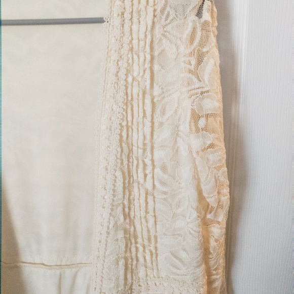 Lace Cardigan - Picture 3 of 6